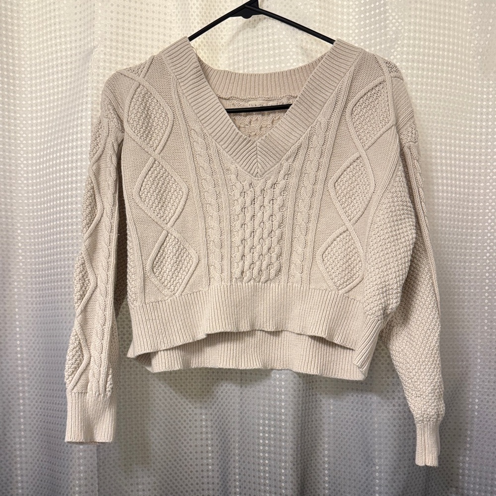 Cable Knit V-Neck Sweater - Cream